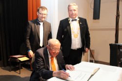 Ehrenbürger Arthur Handtmann 2017 06 03 b (Andere) Ehrenbürger Arthur Handtmann 2017 06 03 b (Andere)