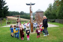 Totem (Andere) Totem (Andere)